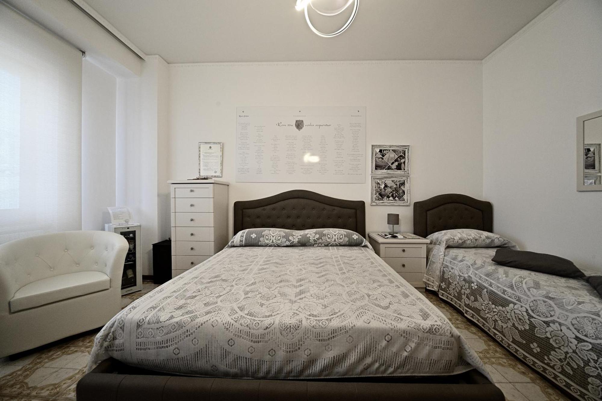 Wast-Host By Michelangelo Bed & Breakfast วาสโต ห้อง รูปภาพ